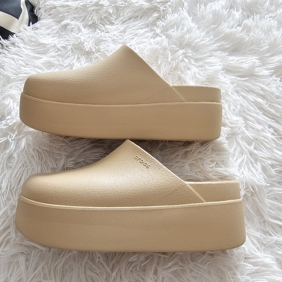 CROCS Shoes - CROCS Dylan Platform Clogs